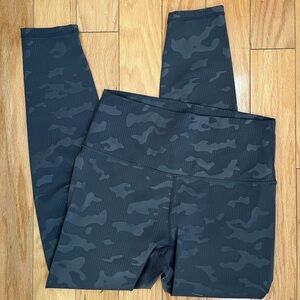 ZYIA Active Camo Hi Rise Leggings 24 Inseam EUC